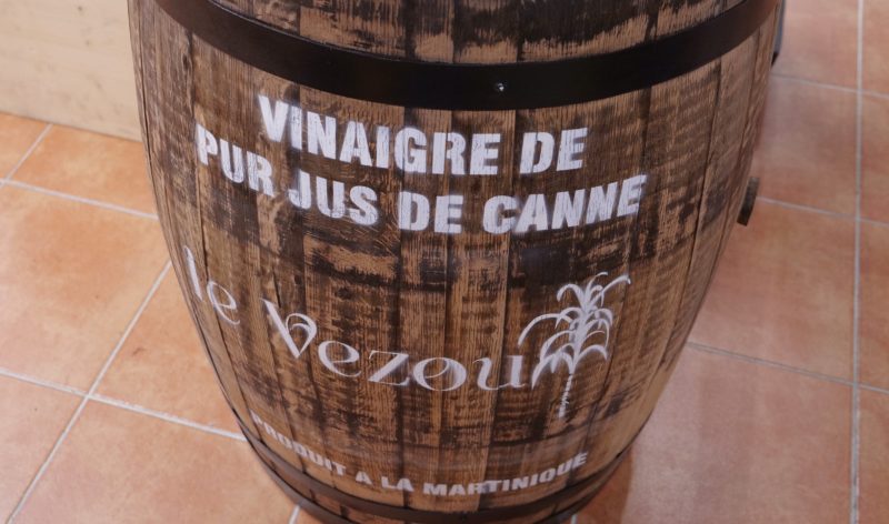 Le Vezou, vinaigre de pur jus de canne produit en Martinique