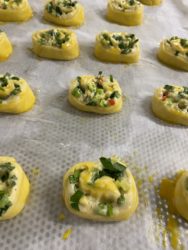 recette des pains briochés fourrés aux herbes